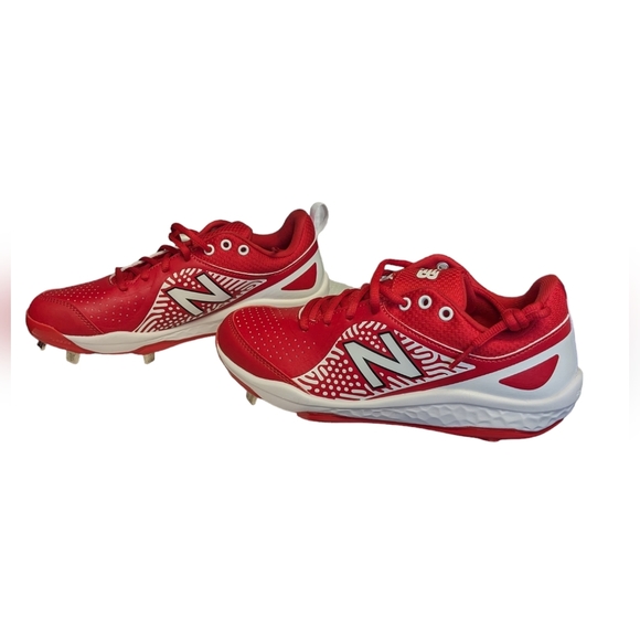 New Balance Fresh Foam/Fast Pitch/Toe Protect/Velo R2 Metal Cleats. NWT/Box - Picture 2 of 11